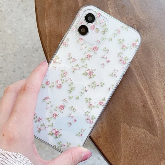 ⚠️Clearance🌟iPhone 13/Pro/Pro Max Ditsy Floral Phone Case - Picture 1 of 6
